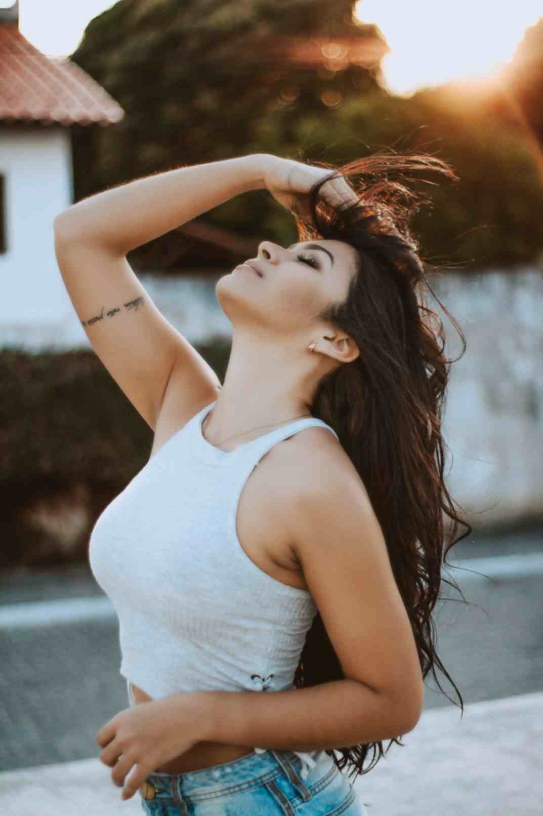 Pakistani Call Girls in Dubai: Trust, Comfort and Clear Communication